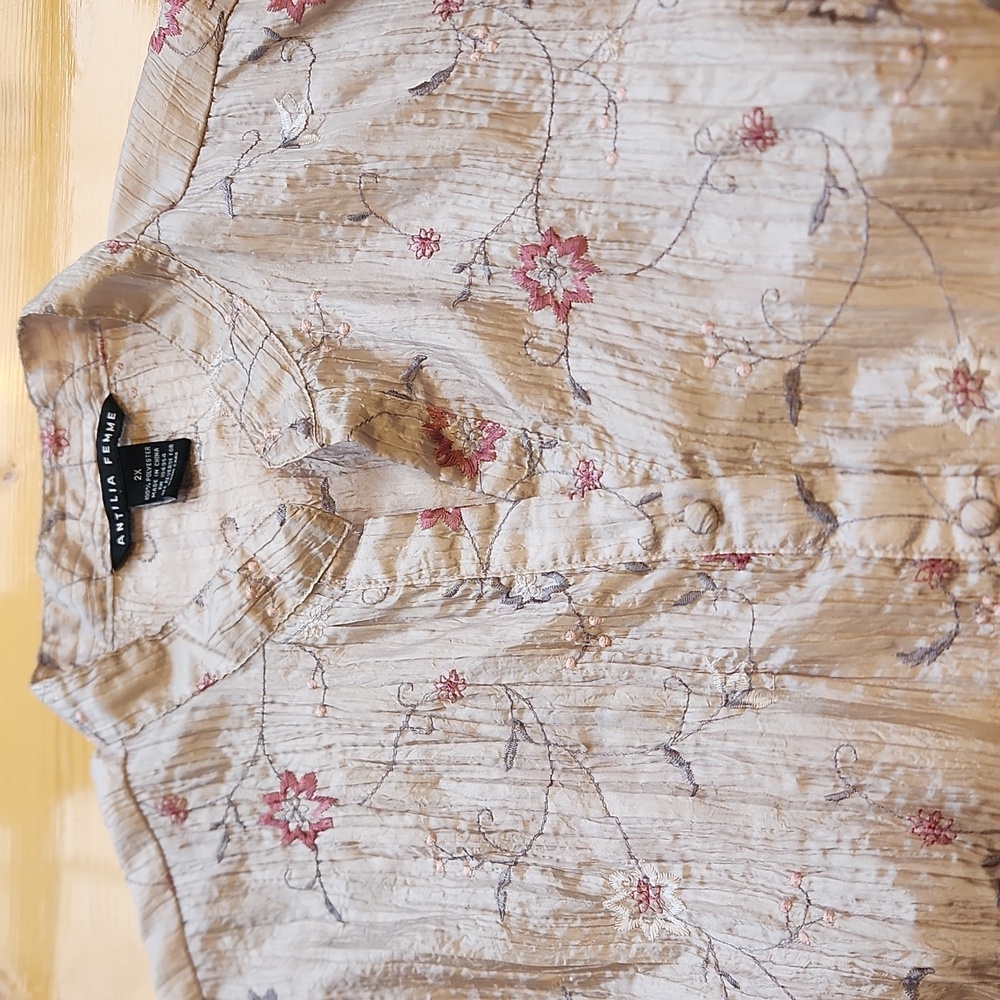Antilia Femme Floral Embroidered Blouse 3/4 Sleeves Mandarin Colar 2X - Picture 5 of 16